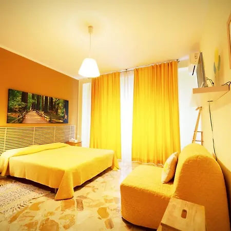 La Favorita - Ben Collegato Con L'aeroporto, La Di Mondello E Il Centro Citta Homestay szállás *