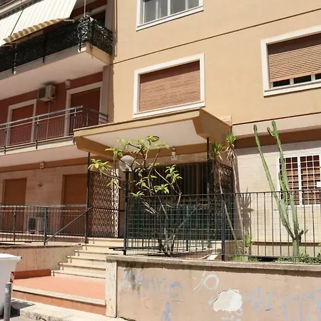 La Favorita - Ben Collegato Con L'aeroporto, La Di Mondello E Il Centro Palerme